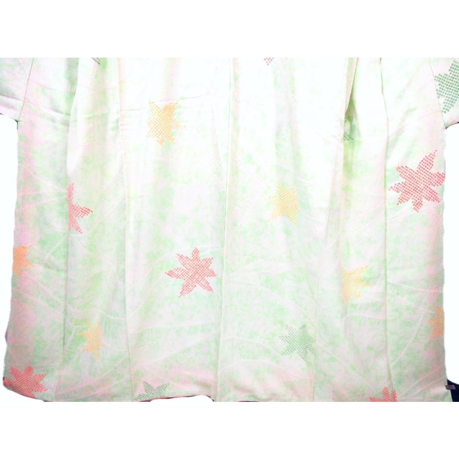 未使用　　アンティーク　正絹　しつけ付き　淡い黄緑色の絞り　楓　紅葉 小紋 手絞り パステルグリーン リサイクル お宮参り 七五三 パーティー お茶会 |  | 02
