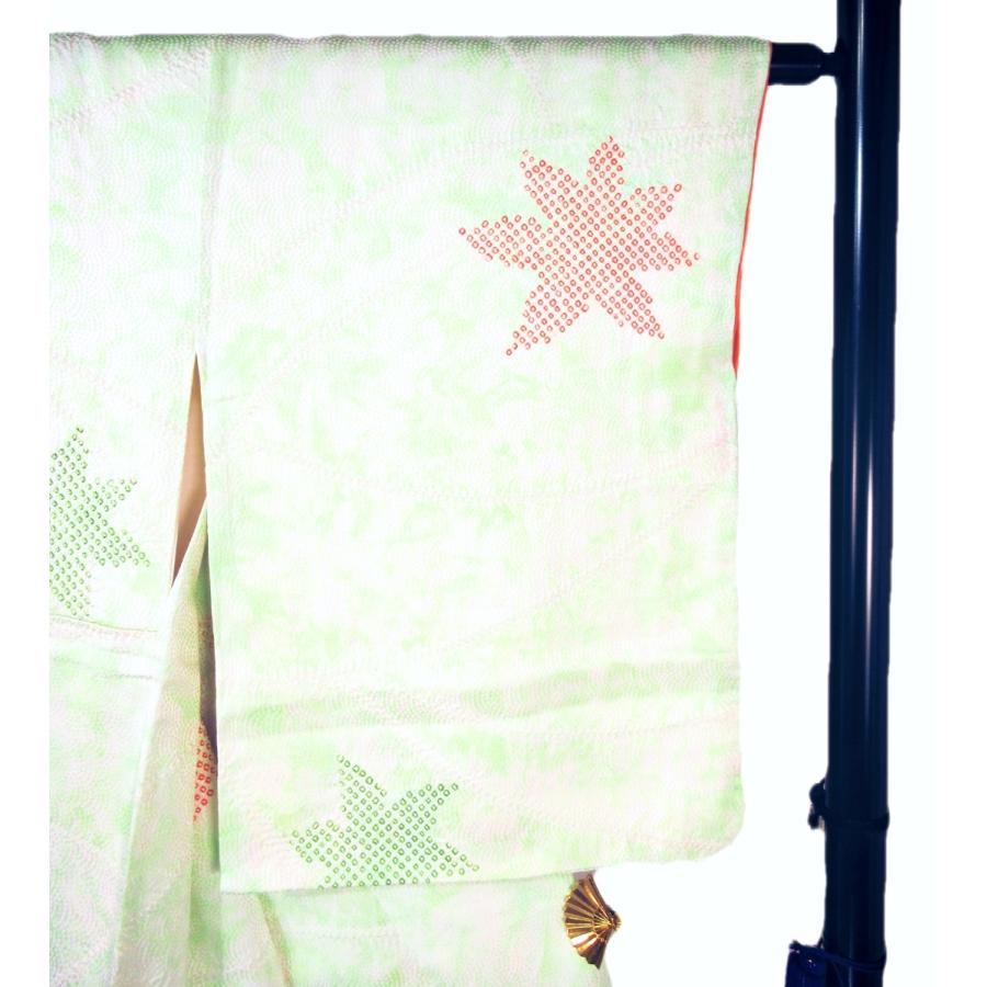 未使用　　アンティーク　正絹　しつけ付き　淡い黄緑色の絞り　楓　紅葉 小紋 手絞り パステルグリーン リサイクル お宮参り 七五三 パーティー お茶会 |  | 03