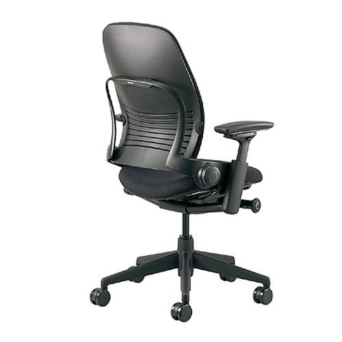 Steelcase(スチールケース) デスクチェア「リープチェア」ブラック色