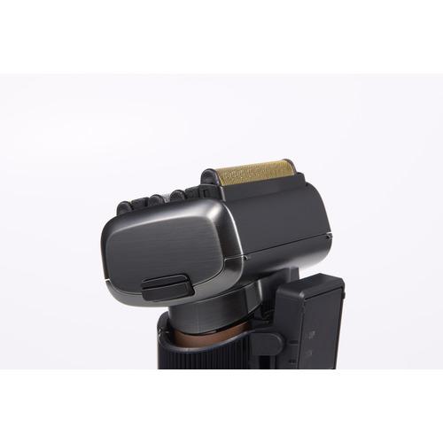 【新品】everedge　メンズシェーバー　IZF-E863R-S(保証書付き) everedge 6枚刃 充電式 往復式シェーバー IZF-E863R-S