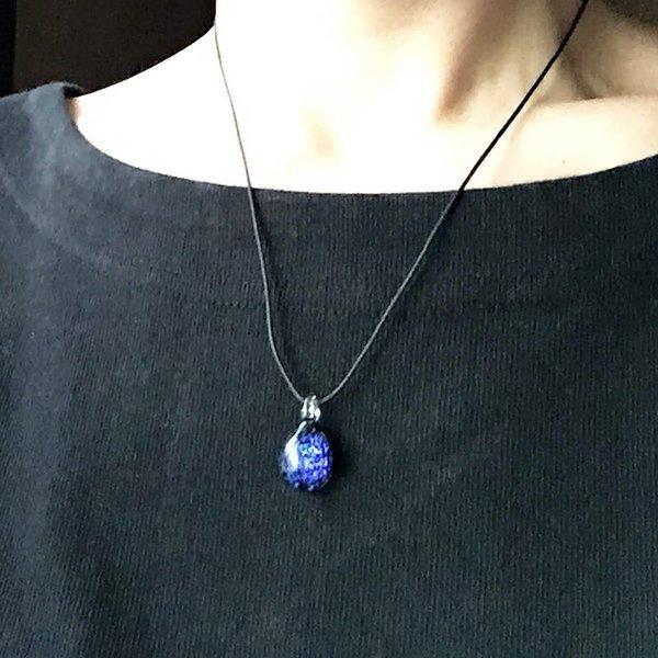 宇宙ガラス「星屑 ガラス ペンダント ケース付き」星 宇宙 ネックレス