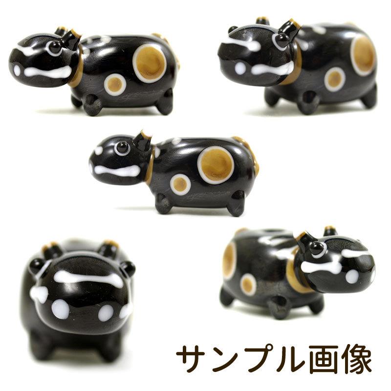 赤黒べこ置物セット 干支 置物 牛 丑 おしゃれ ガラス細工 21 赤べこ 厄除け 七色 とんぼ玉 動物 ハンドメイド お守り 開運 Ok eto 01 とんぼ玉専門店 きなりがらす 通販 Yahoo ショッピング