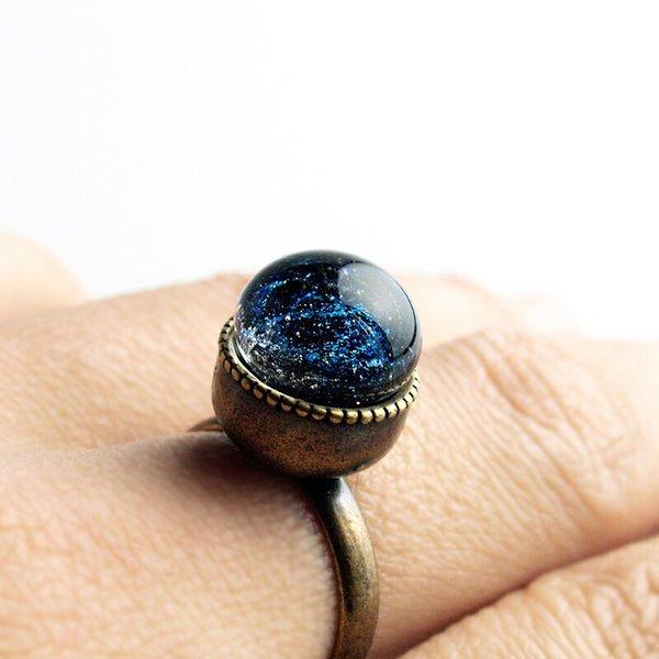 ダイクロ しずく 指輪 01」宇宙ガラス リング とんぼ玉 ホタルガラス