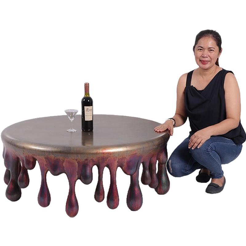 オブジェ したたる雫の丸いテーブル インテリア イベント ディスプレイ Drip Coffee Table Roundの画像