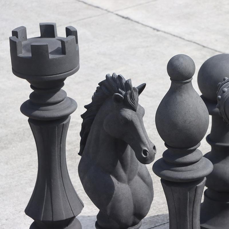 オブジェ 等身大のチェス駒セット（チェス盤は含まず） XXL Chess Set