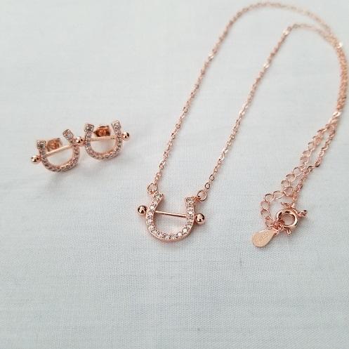 S925 ホースシュー ネックレス＆ピアスセット 乗馬 馬術 : KIND ALL 