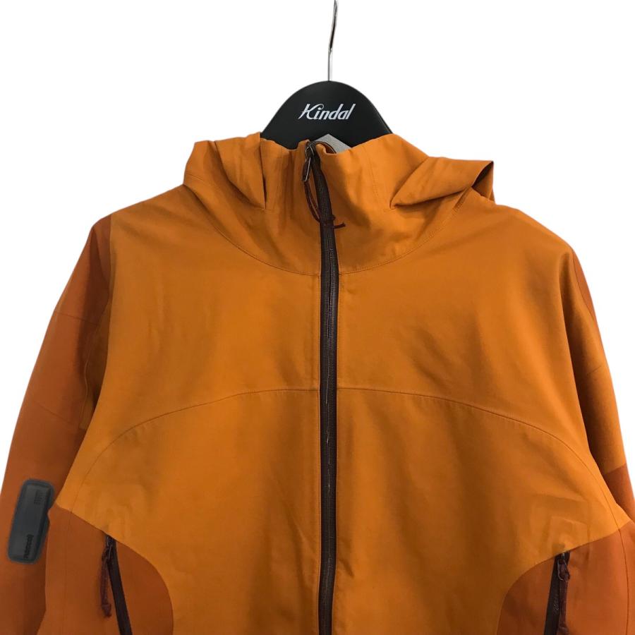 ARC'TERYX オレンジ ナイロンジャケット ARC'TERYX（アークテリクス） ARC'TERYX ゴアテックスナイロン
