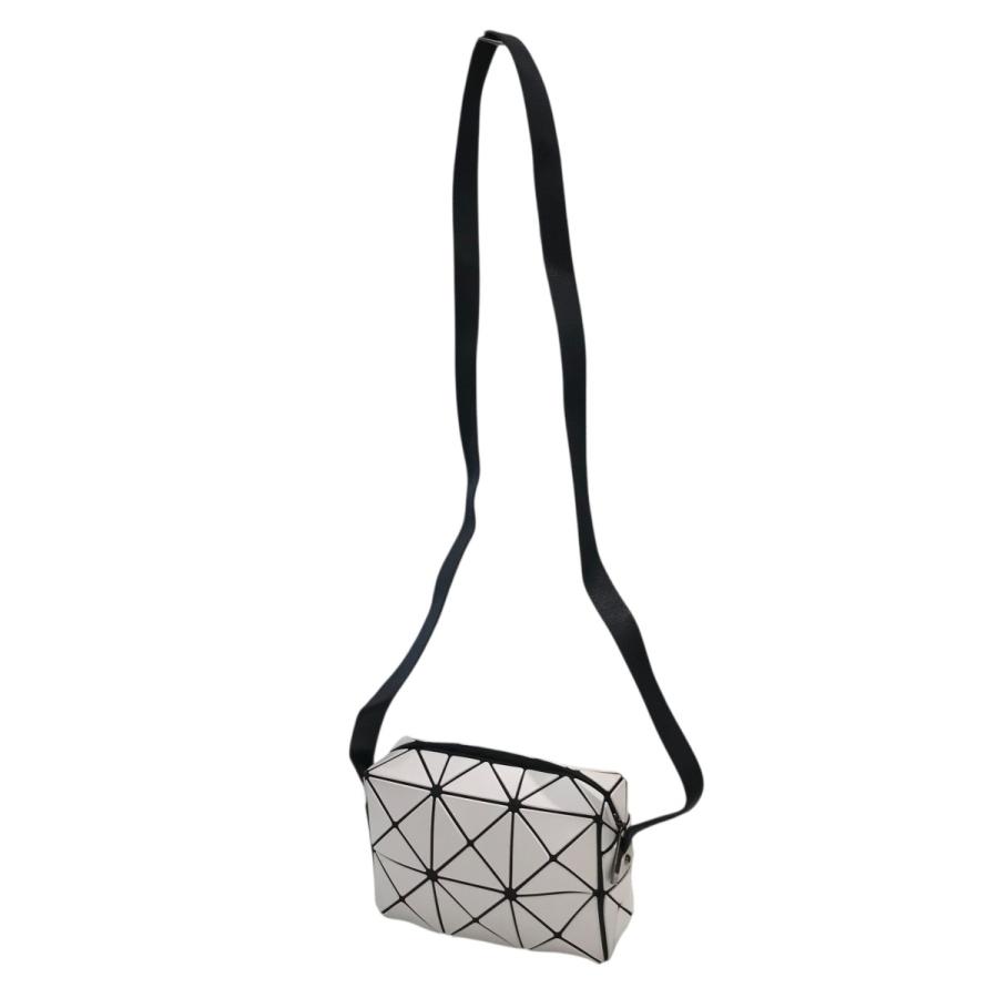 BAO ISSEY MIYAKE バオバオイッセイミヤケ ショルダーバッグ BB33AG661