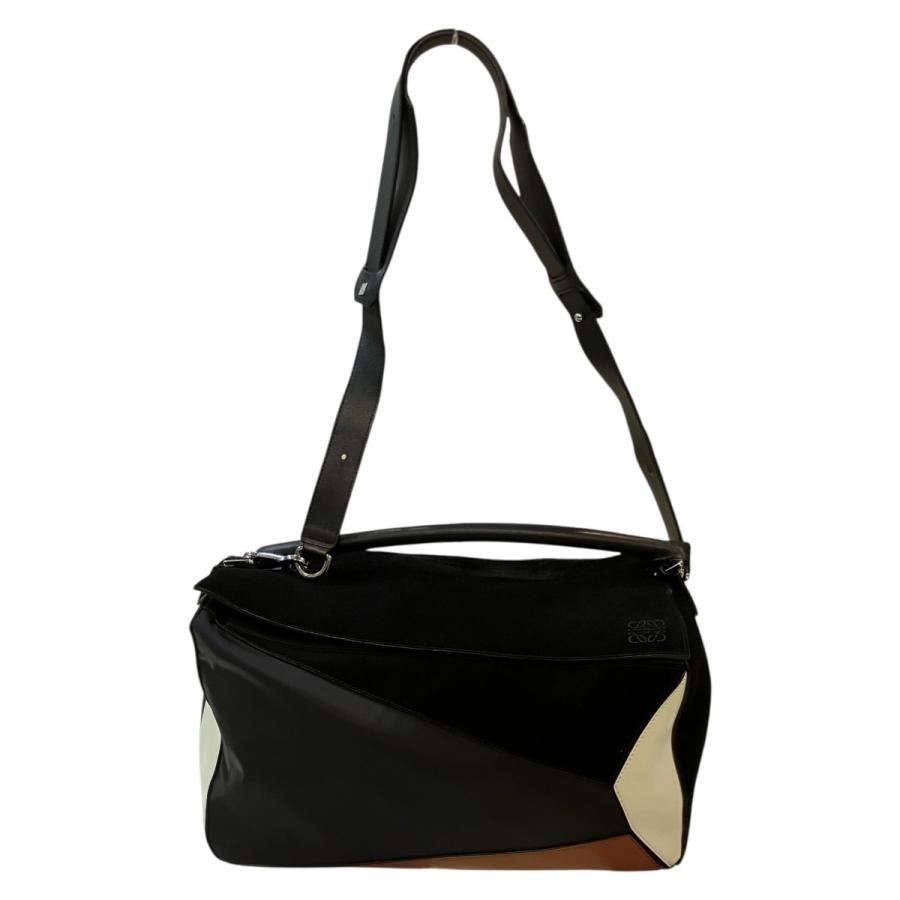 LOEWE（ロエベ） 【値下げ】LOEWE 素材切り替えパズルバッグ ブラック