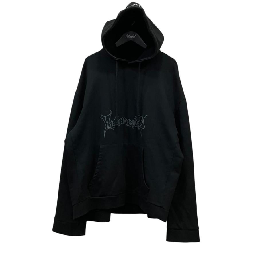 値下げ】VETEMENTS メタルロゴプルオーバーパーカー ブラック サイズ