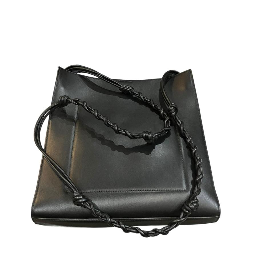 JIL SANDER ブラックレザーショルダーバッグ　タングル　ミディアム JIL SANDER（ジルサンダー） JIL SANDER TANGLE MEDIUM タングル