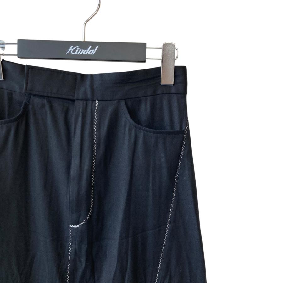 コムデギャルソン ジュンヤワタナベのスカート。