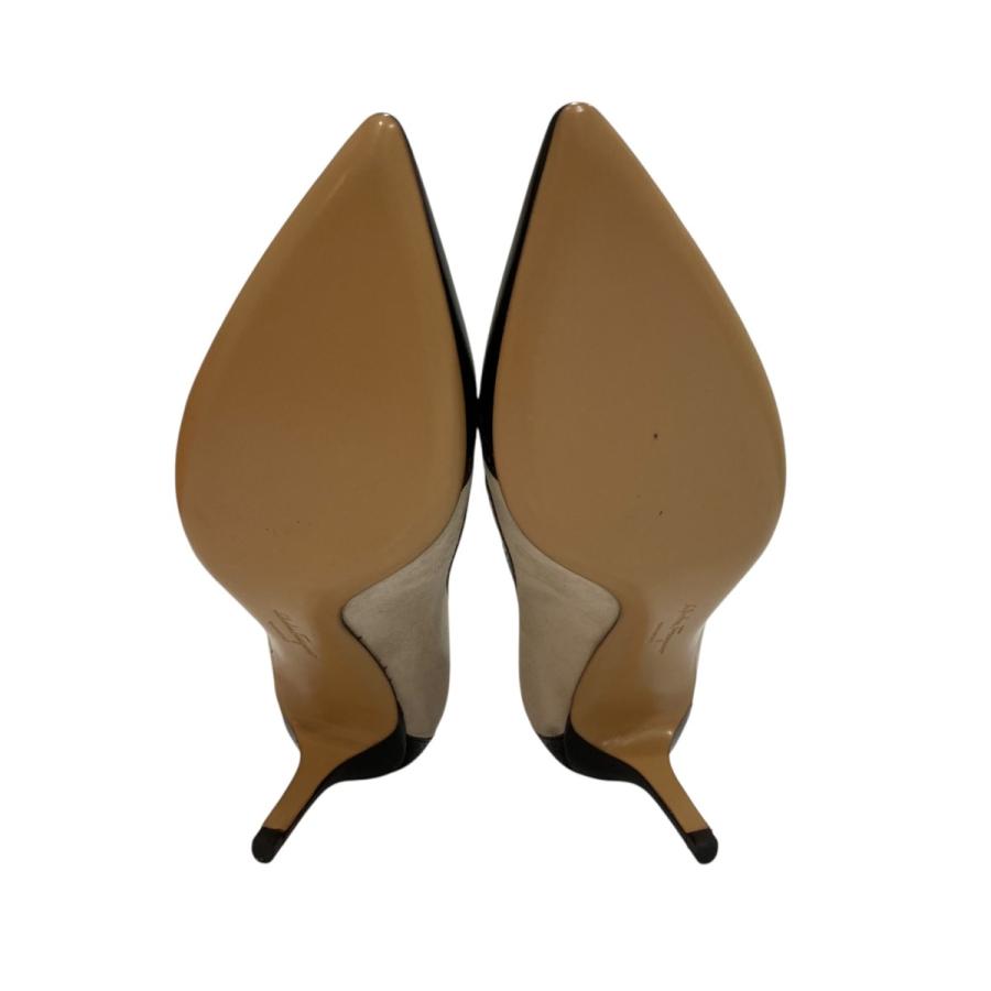 フェラガモ ベージュ ポインテッドトゥパンプス 7.5 FERRAGAMO サルヴァトーレフェラガモ Salvatore Ferragamo