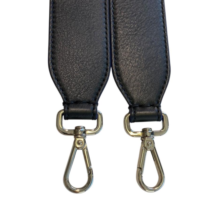 FENDI（フェンディ） ストラップ 8AV077 ブラック : カインドオルYahoo