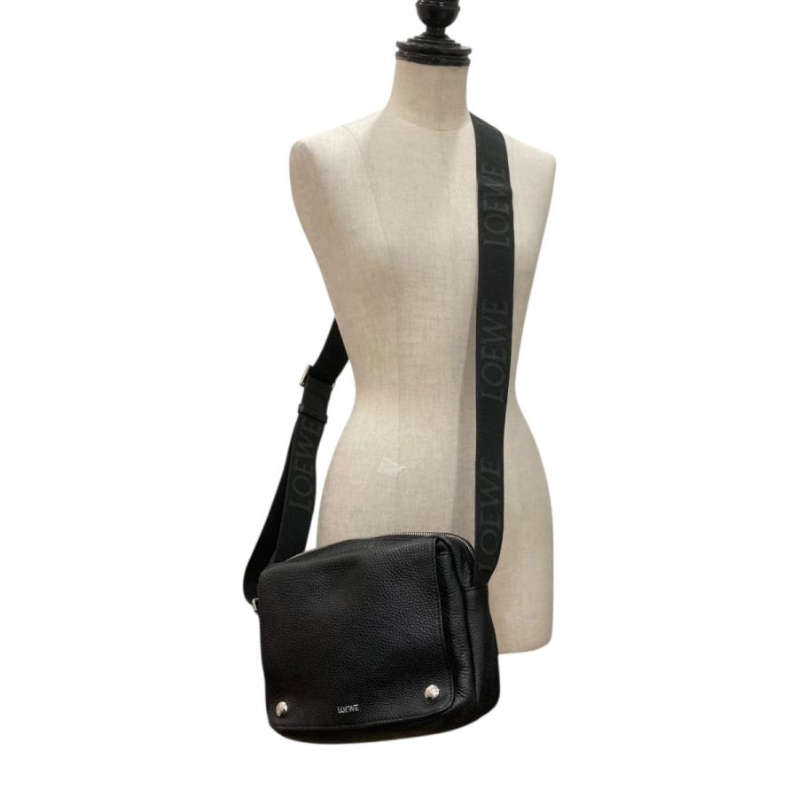 LOEWE（ロエベ） 【値下げ】LOEWE ぺブルメッセンジャー ショルダー