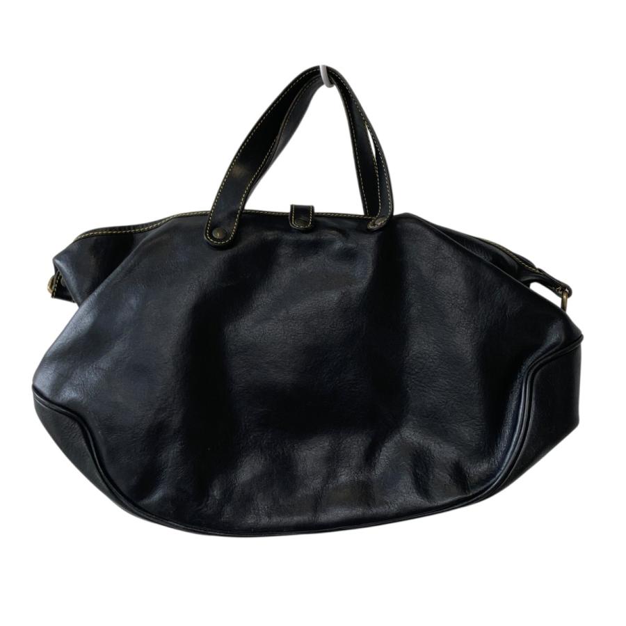 イッセイミヤケ FETE パンチング レザー ボストンバッグ ハンドバッグ 黒 ISSEY MIYAKE（イッセイミヤケ） 【値下げ】ISSEY MIYAKE FETE