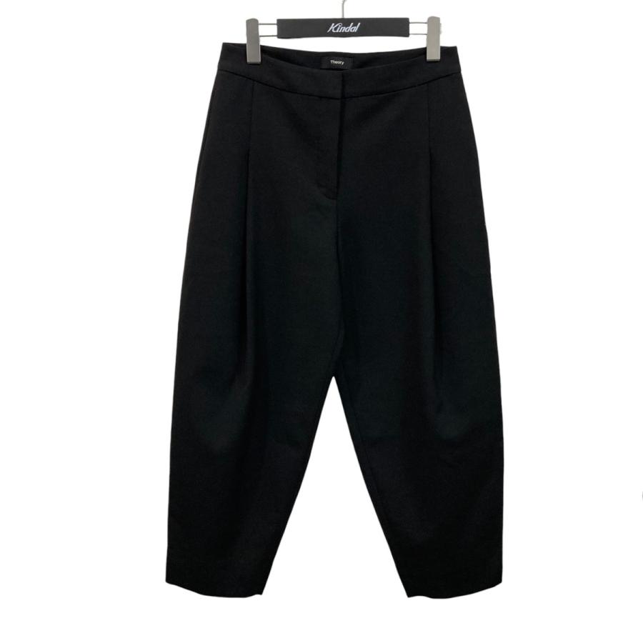 theory（セオリー） クロップド タックパンツ 018306437 ブラック