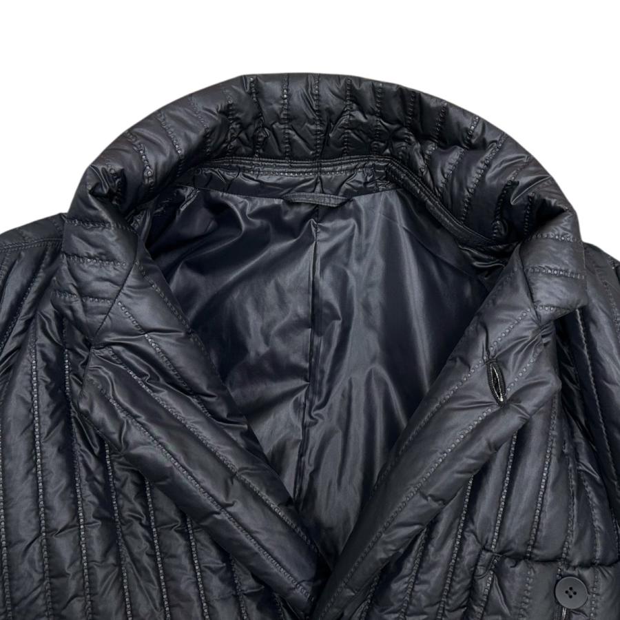 k*a様 ISSEY MIYAKE 　イッセイミヤケ　ベルト付き綿コート ブラッ ISSEY MIYAKE（イッセイミヤケ） ISSEY MIYAKE MEN 95AW 中綿コート