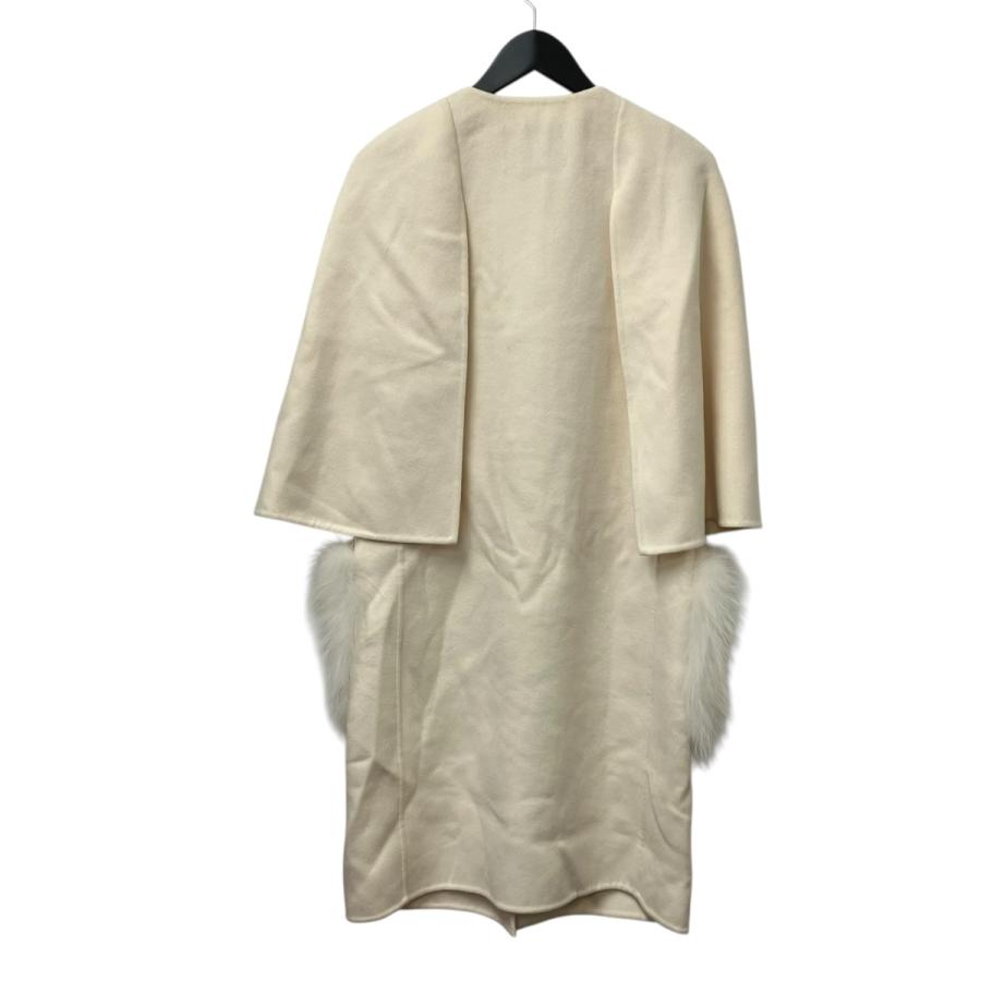 FENDI ファーポケット★ケープコート黒★40 FENDI ファーポケット☆ケープコート黒☆40 FENDI フェンディ 18AW