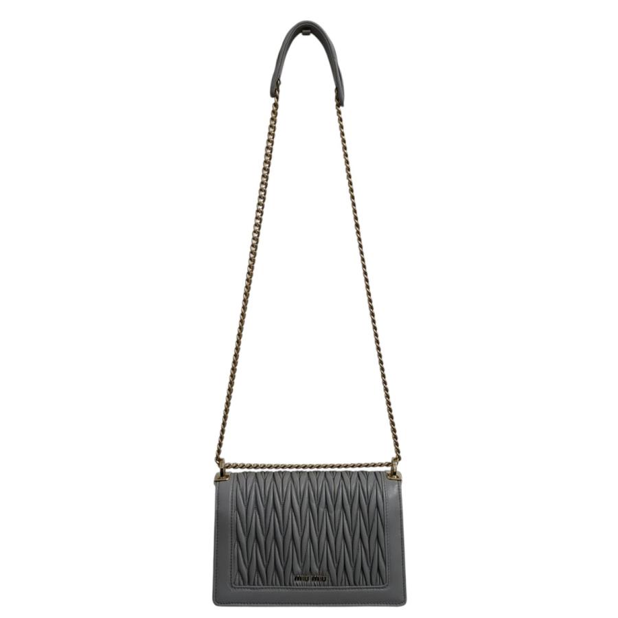 miu miu（ミュウミュウ） ショルダーバッグ 5BD083 グレー