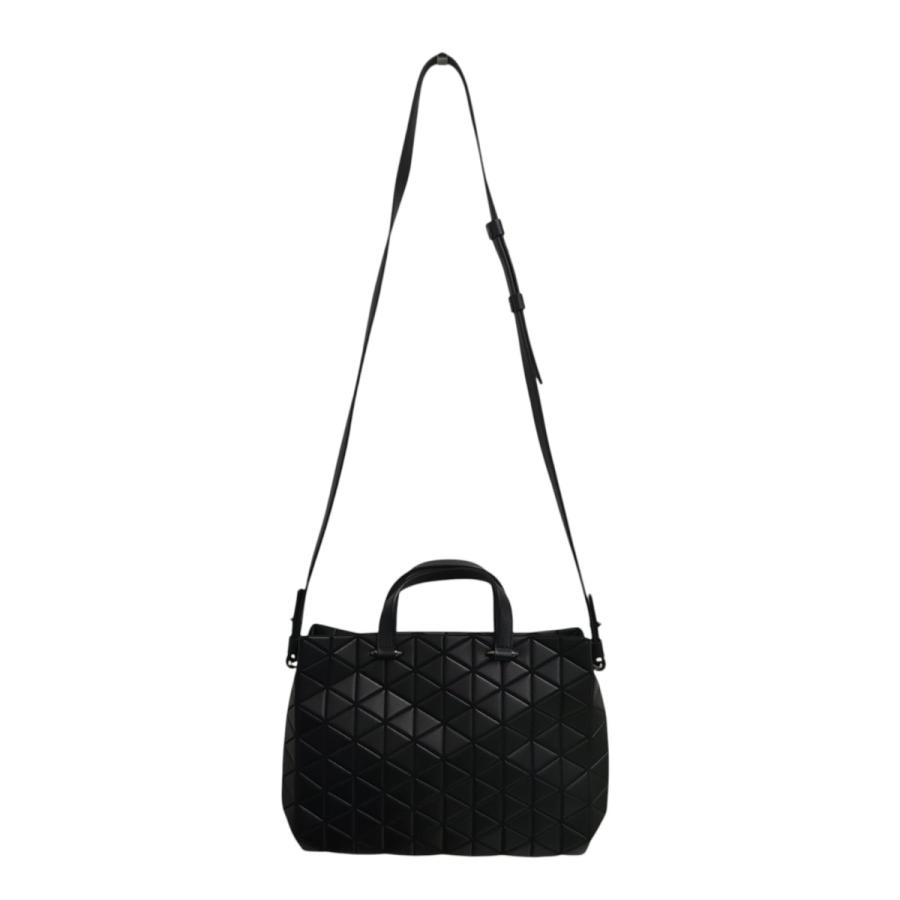 BAO ISSEY MIYAKE バオバオイッセイミヤケ ショルダーバッグ ブラック