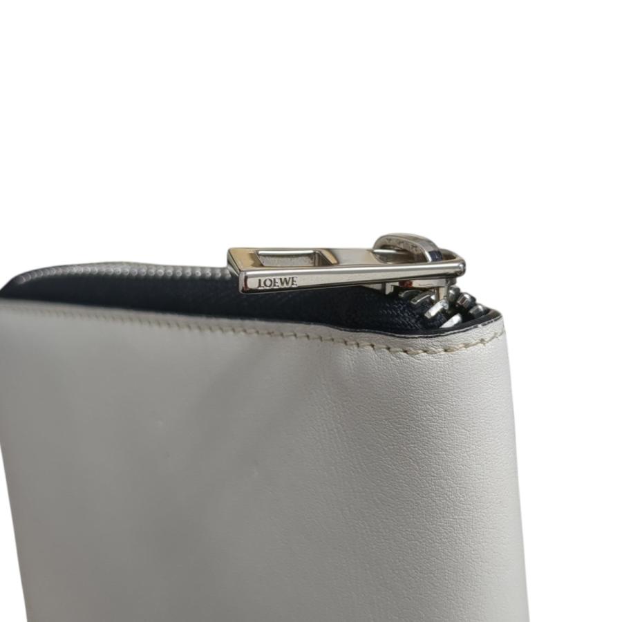 LOEWE（ロエベ） 財布 ホワイト : カインドオルYahoo!店 - 通販
