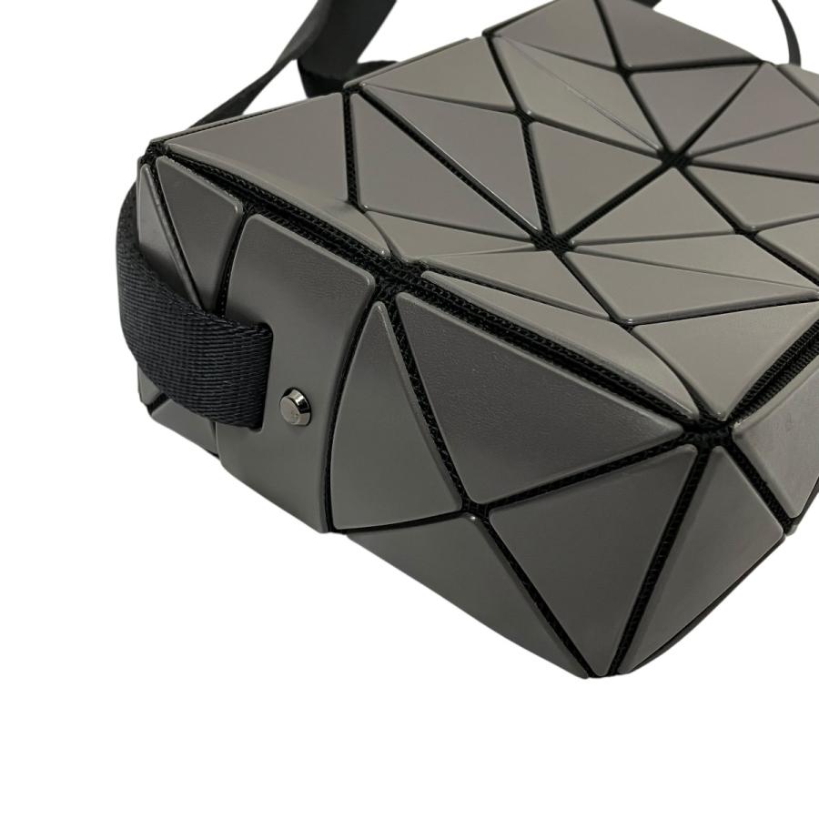 BAO ISSEY MIYAKE バオバオイッセイミヤケ CUBOID ショルダーバッグ