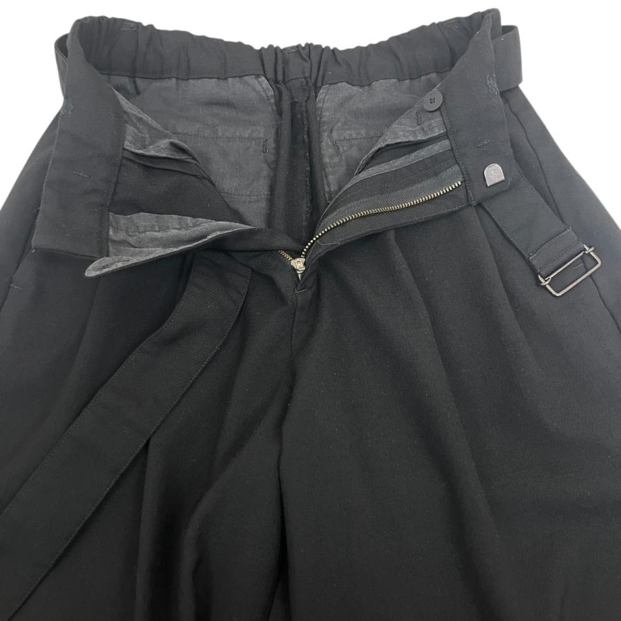 ATTACHMENT ウール混 ベルト付き ショートパンツ AP31-019 ATTACHMENT ウール混 ベルト付き ショートパンツ AP31-019 ベルト付き