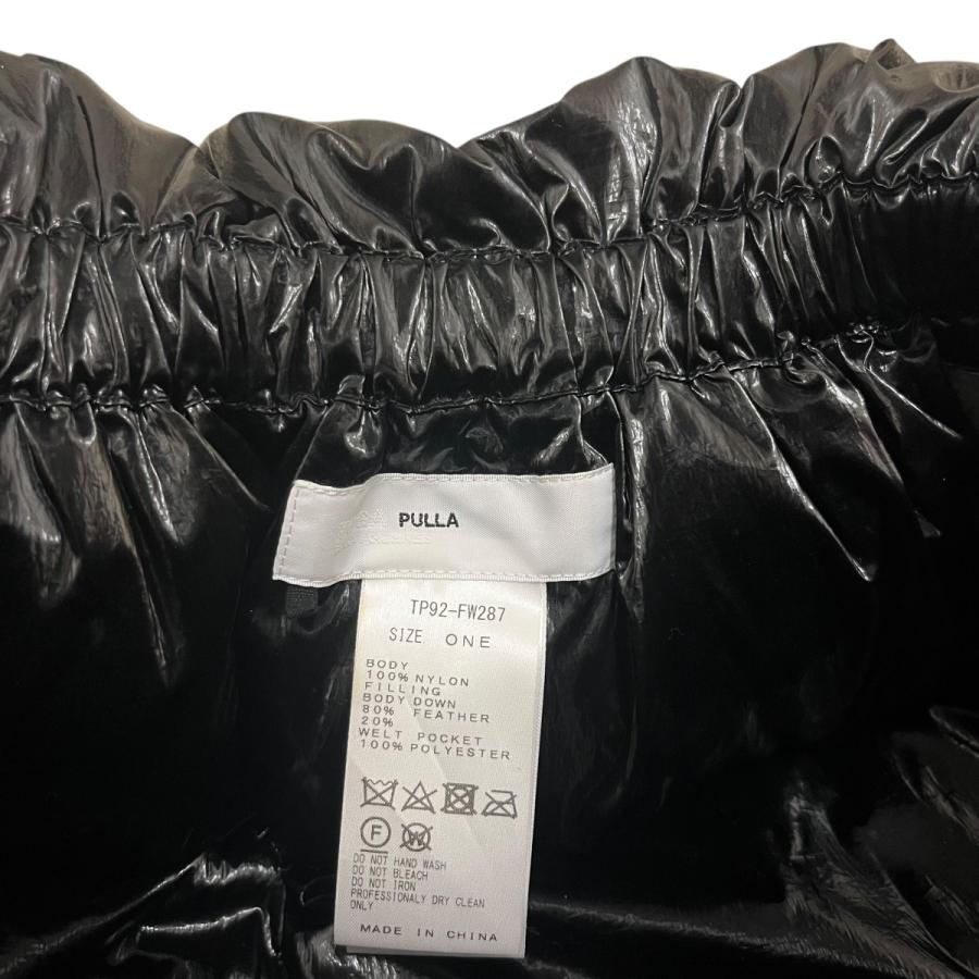 TOGA PULLA（トーガ プルラ） ダウンケープ TP92-FW287 ブラック