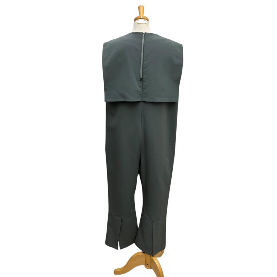 HYKE SOALON COVERALL OLIVE DRAB サイズ1 HYKE（ハイク） 【値下げ】HYKE SOALON SLEEVELESS JUMPSUIT