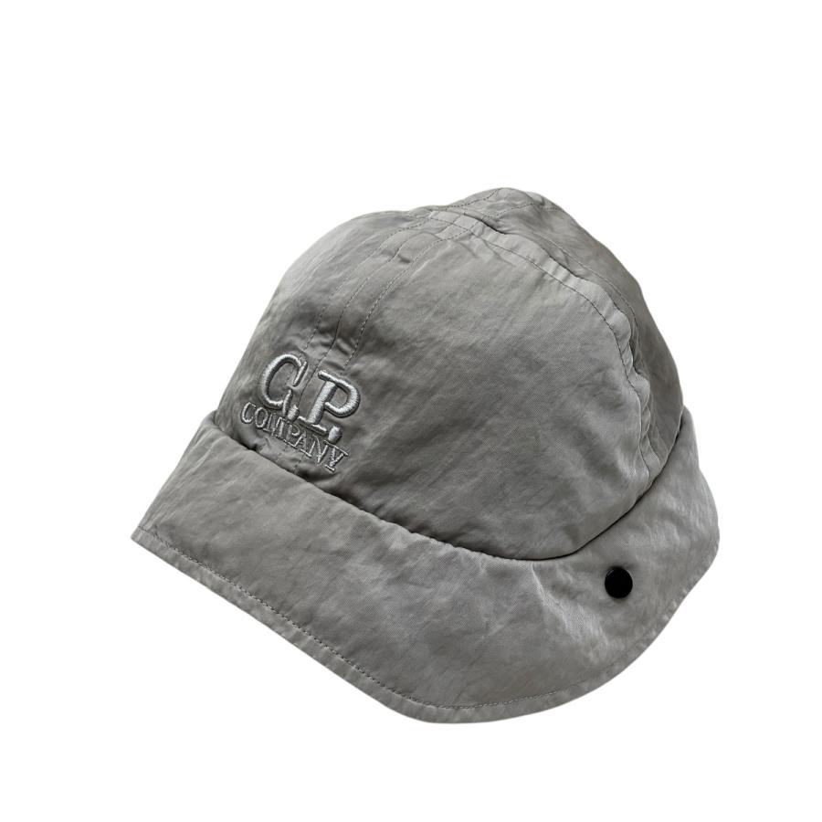 C.P. COMPANY グレー バケットハット C.P. COMPANY（シーピーカンパニー） C．P COMPANY NYLON B NECK FLAP