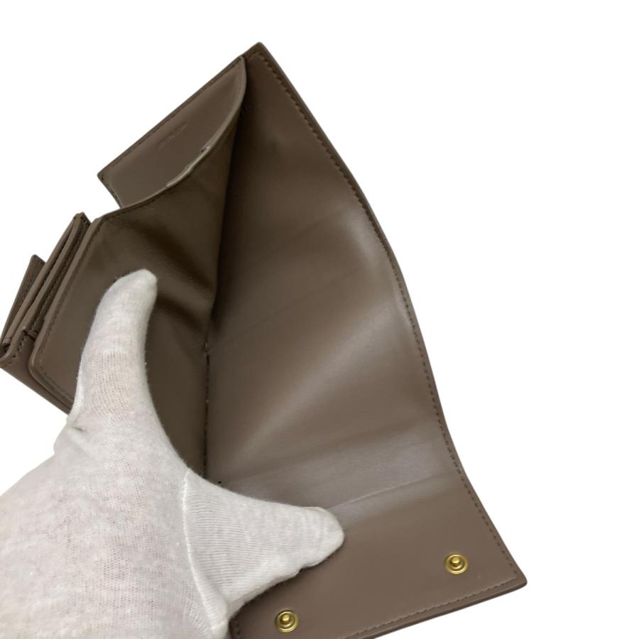 CELINE（セリーヌ） CELINE Tri-fold wallet 3つ折り財布 ベージュ