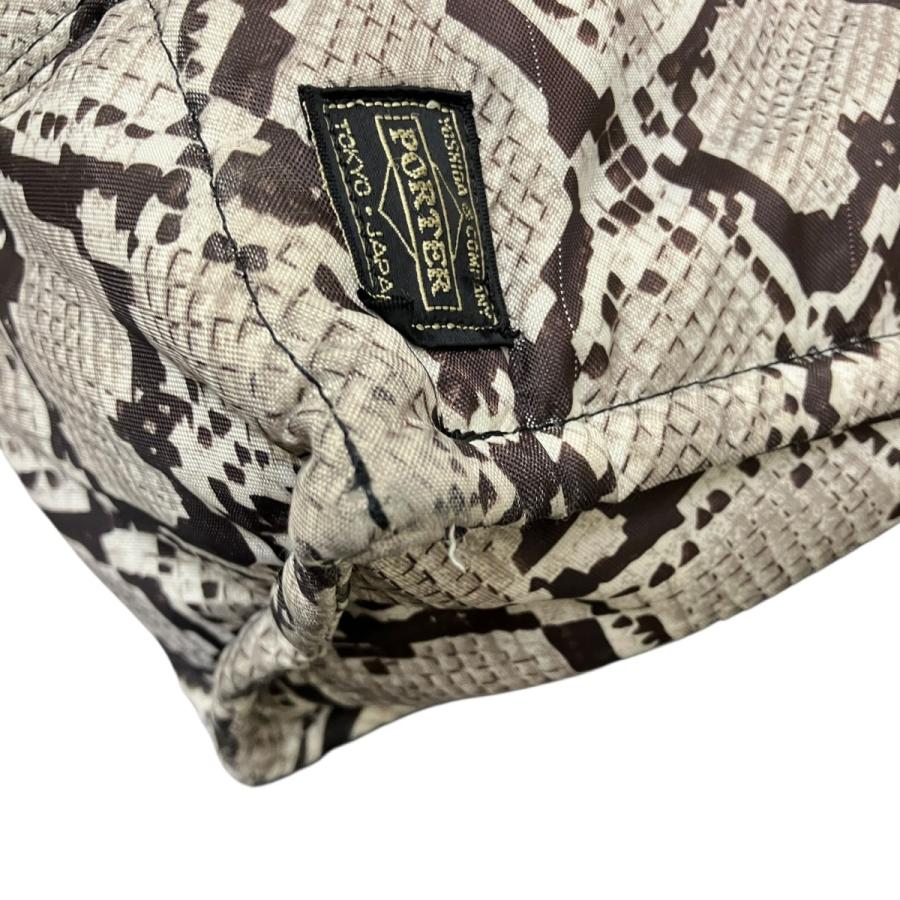 【極美品】HEADPORTER ヘッドポーター　パイソン柄　二つ折り財布 HEAD PORTER（ヘッドポーター） パイソン柄トートバッグ グレー