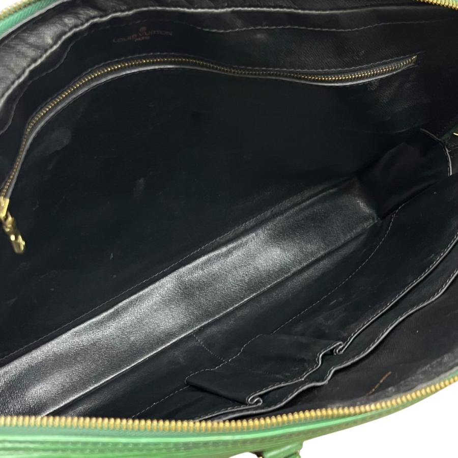 美品☆ルイヴィトン ビジネスバッグ タイガ レザー ダークグリーン A4 美品☆ルイヴィトン ビジネスバッグ タイガ レザー ダークグリーン A4