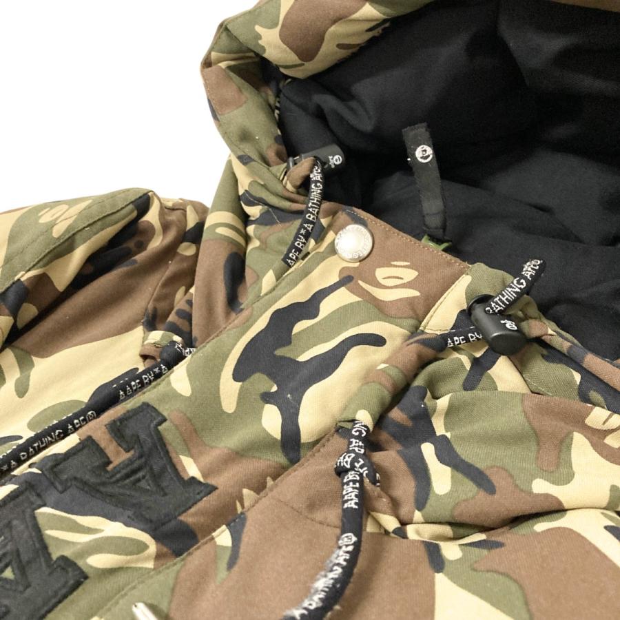 エイプカモフラージュ柄ダウンジャケット ブラック