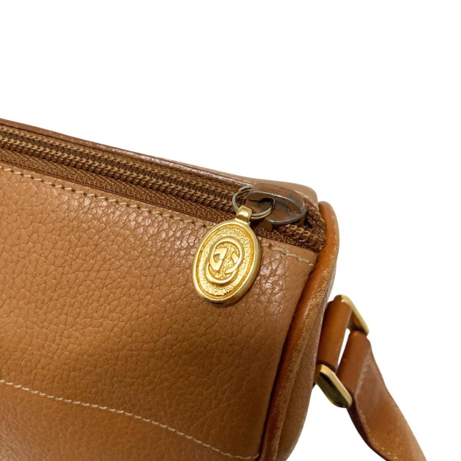GUCCI グッチ ショルダーバッグ ブラウン : カインドオルYahoo!店