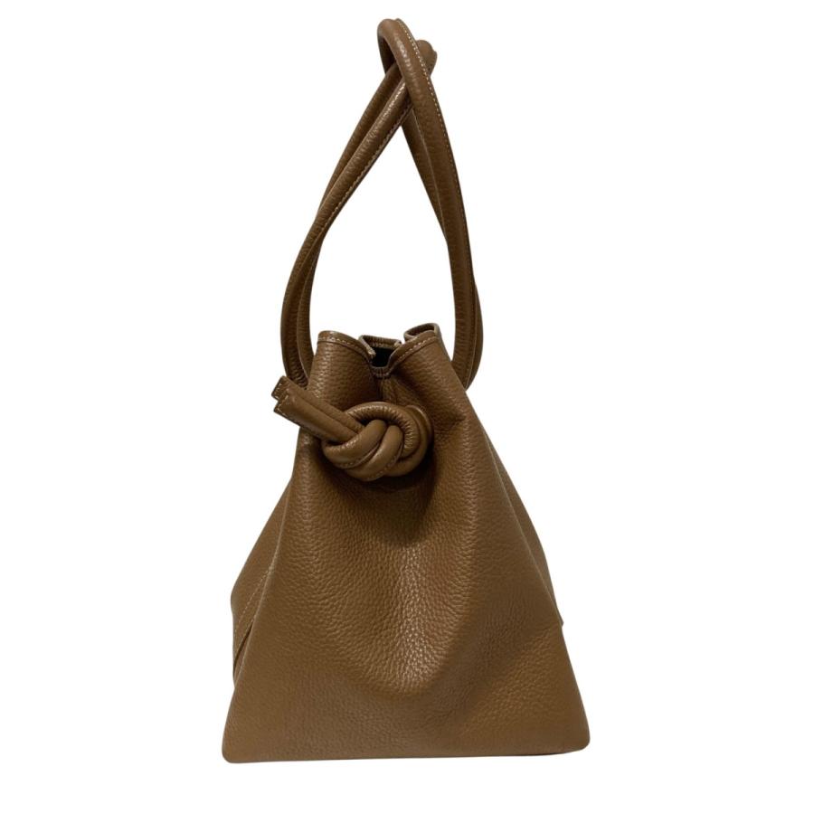 vasic poppy ヴァジック　ポピー　ブラウン The Sidekick Cognac | Poppy and Peonies – Poppy & Peonies