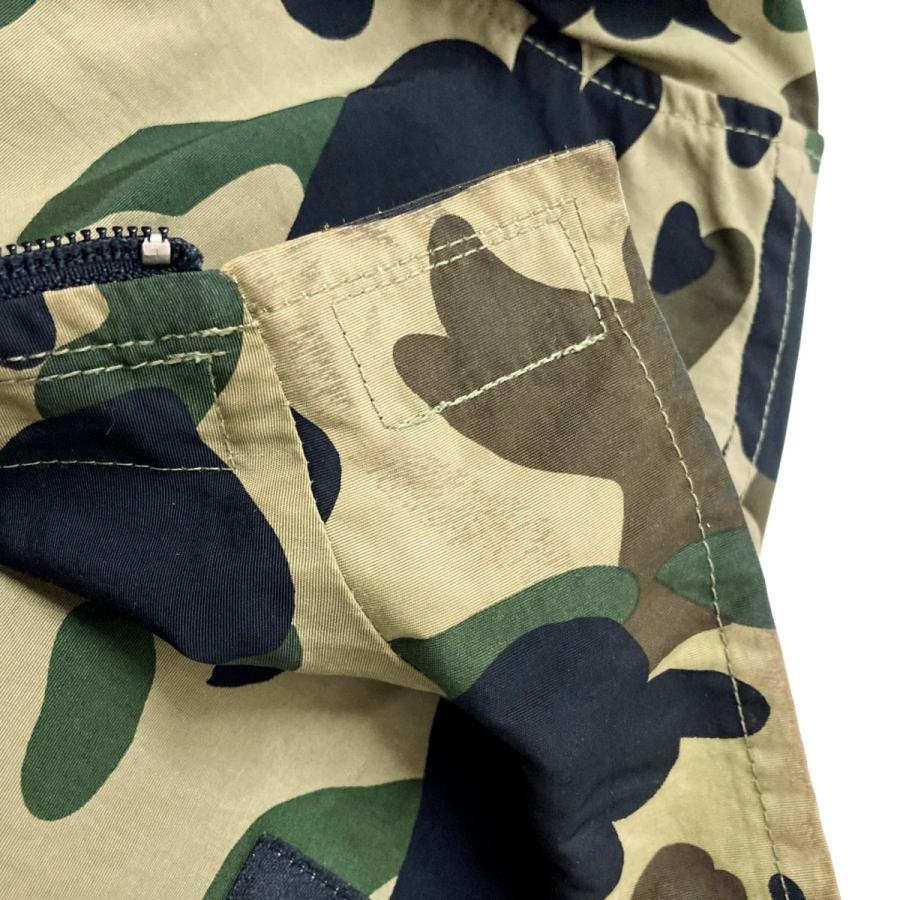 【値下げ】A BATHING APE 1st Camo カモフラ柄ジャケット ベージュ×グリーン サイズ：M (和歌山店)の画像