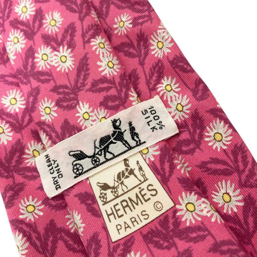 美品　エルメス　ネクタイ　黒ピンク　花柄　総柄　シルク HERMES（エルメス） 花柄 総柄シルクネクタイ ピンク : カインドオル