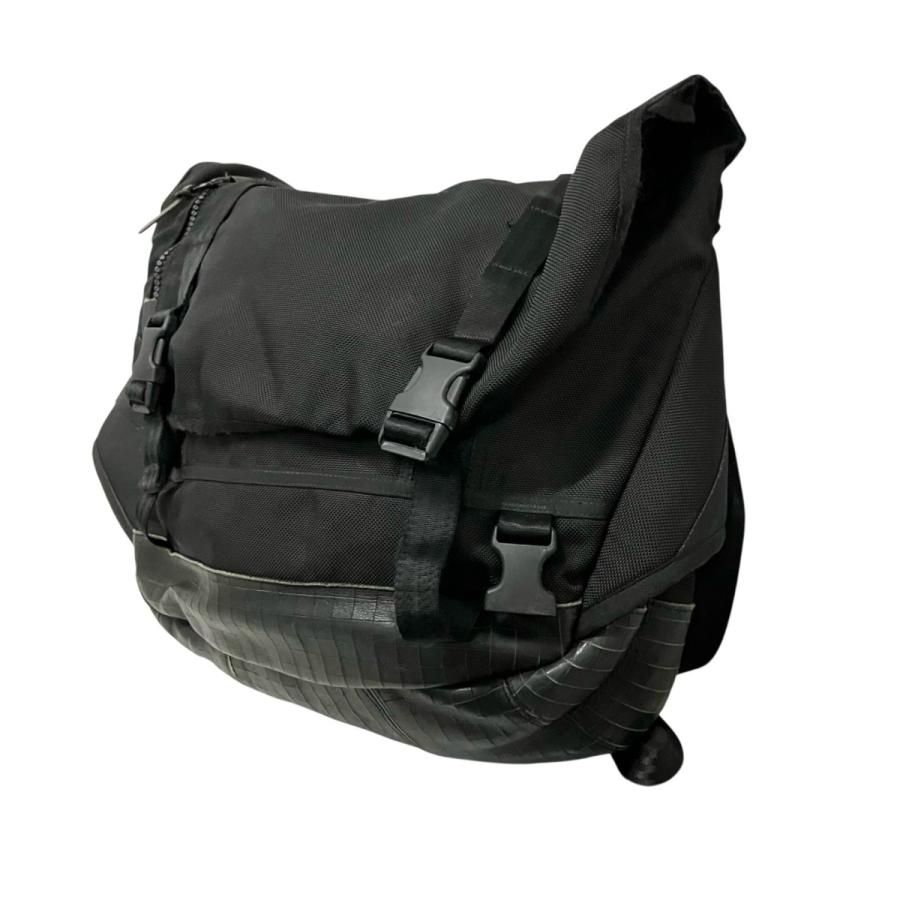 visvim メッセンジャーバック　BLACK visvim（ヴィズヴィム） ビズビム VISVIM CORDURA メッセンジャー