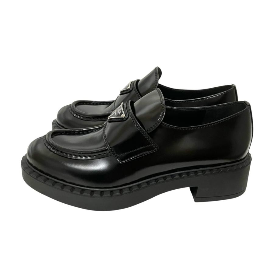 PRADA（プラダ） トライアングルロゴ ローファー ブラック サイズ：35 