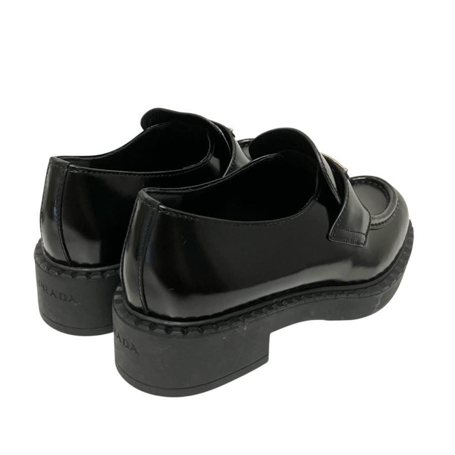 PRADA（プラダ） トライアングルロゴ ローファー ブラック サイズ：35 