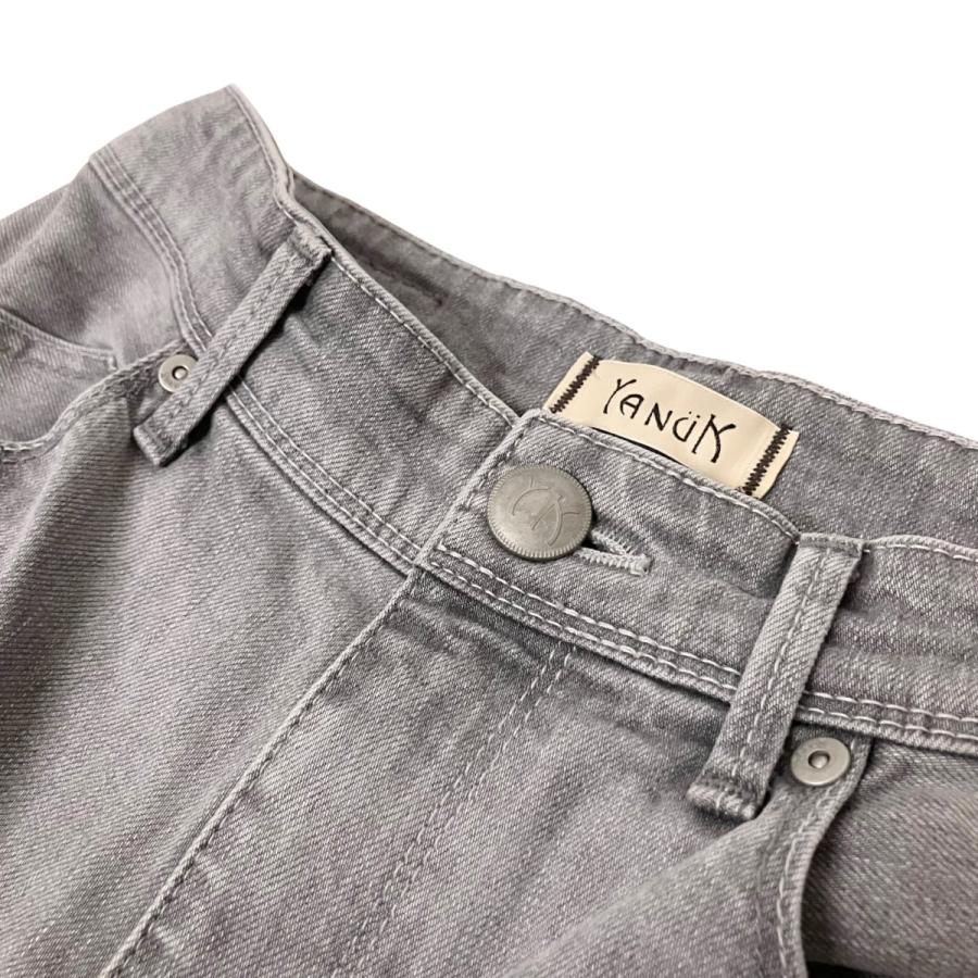 【新品定価3.1万】YANUK　ヤヌーク デニムパンツ オールドクレイ　29 YANUK（ヤヌーク） デニムパンツ 57101079 グレー サイズ：23