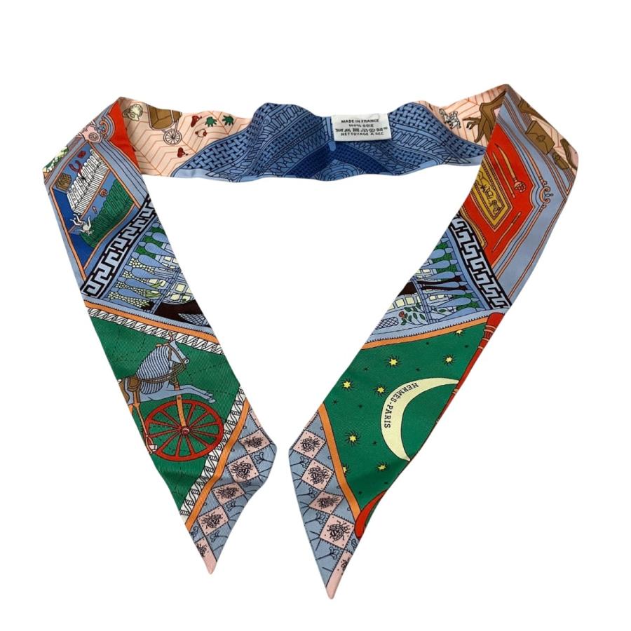 HERMES（エルメス） ツイリー OBJETS DE CURIOSITE シルク総柄スカーフ