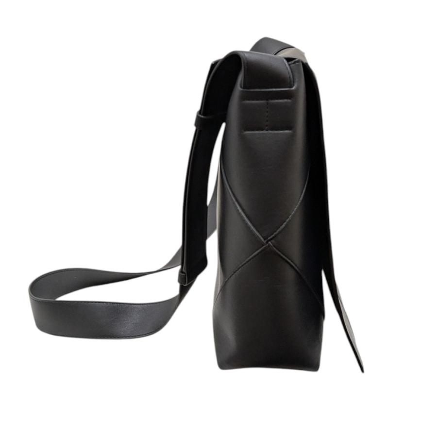 BOTTEGA VENETA（ボッテガ・ヴェネタ） パズルショルダーバッグ