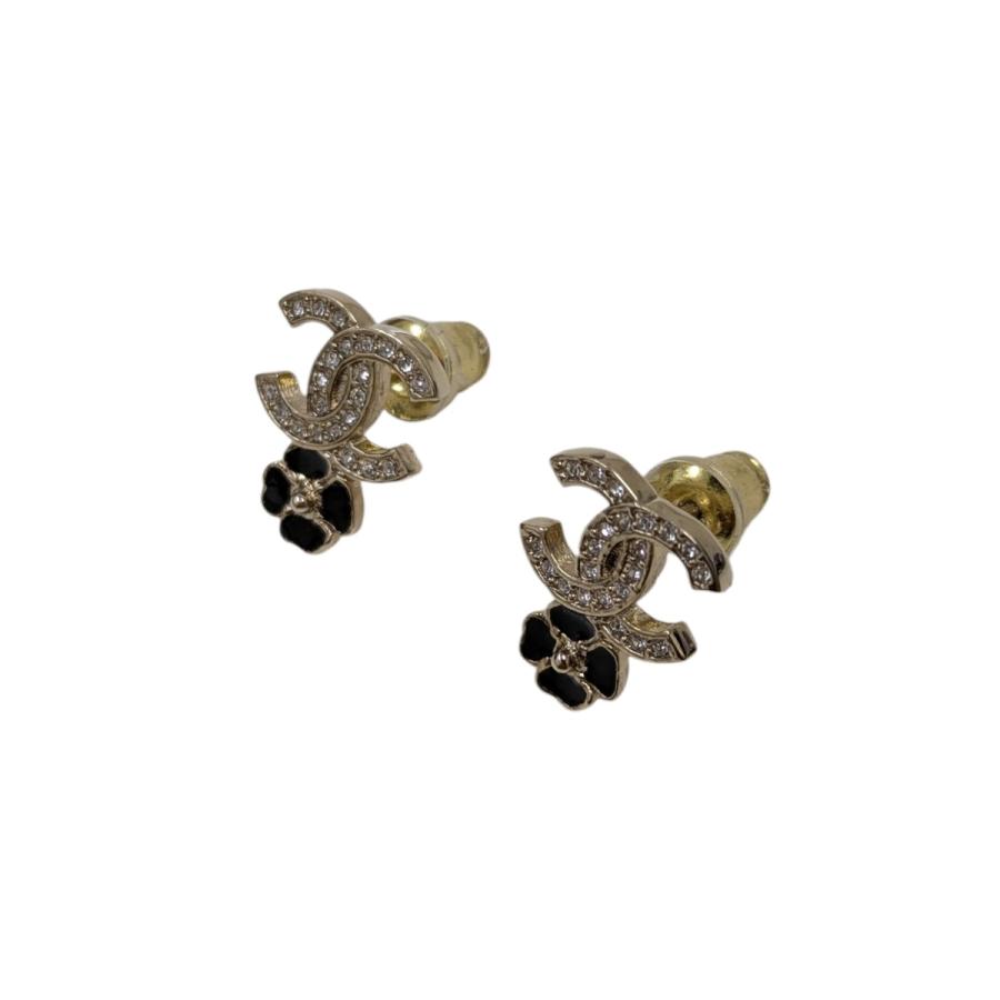 CHANEL（シャネル） ココマーク クローバー ピアス : カインドオル