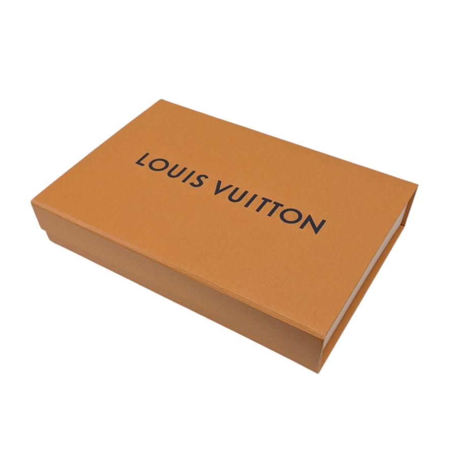 LOUIS VUITTON（ルイ・ヴィトン） マフラー ライトグリーン