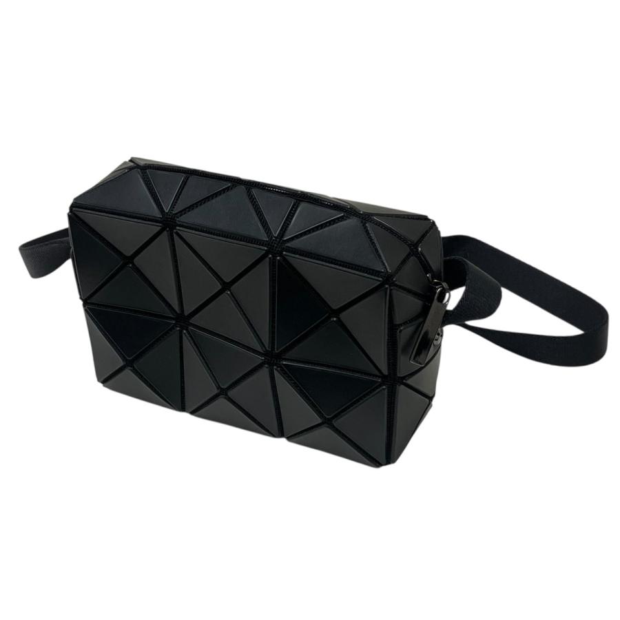 BAO ISSEY MIYAKE バオバオイッセイミヤケ CUBOID ショルダーバッグ
