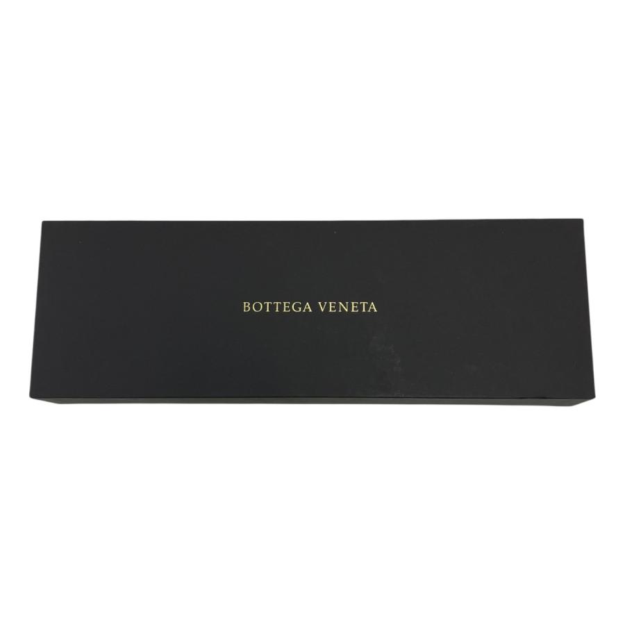 BOTTEGA VENETA（ボッテガ・ヴェネタ） キーホルダー ブラック