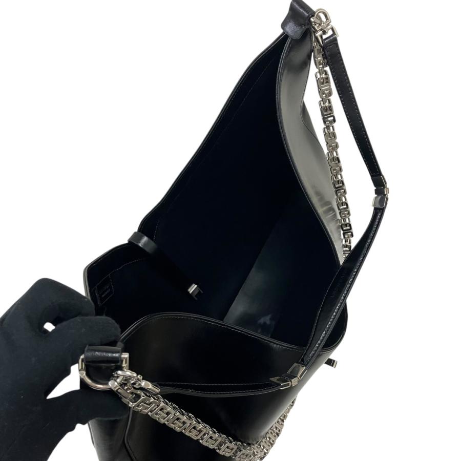 GIVENCHY（ジバンシィ） レザーショルダーバッグ ブラック